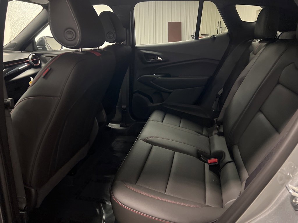 2025 Chevrolet Trax photo 9