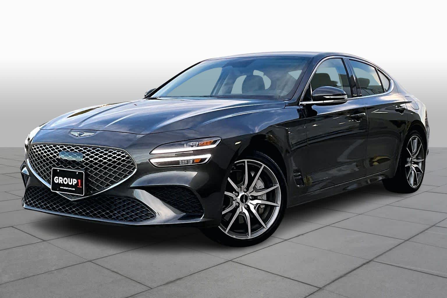 2025 GENESIS G70 Standard's photo