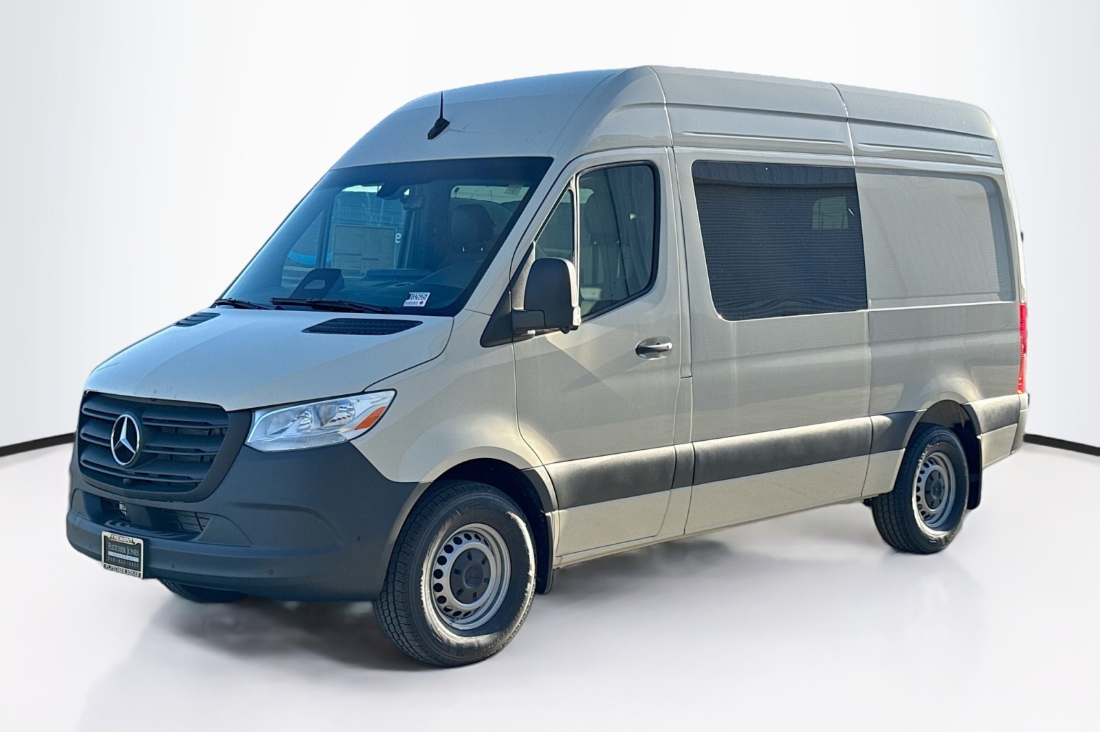 2026 Mercedes-Benz Sprinter Crew Van Base's photo