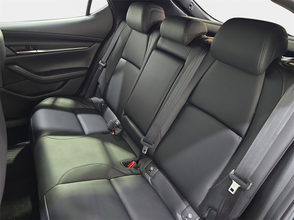 2020 Mazda Mazda3 Preferred Hatchback photo 13