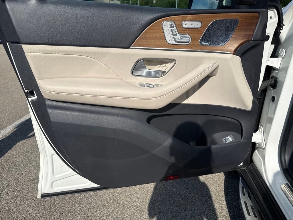 2020 Mercedes Benz GLS 450 4MATIC photo 10