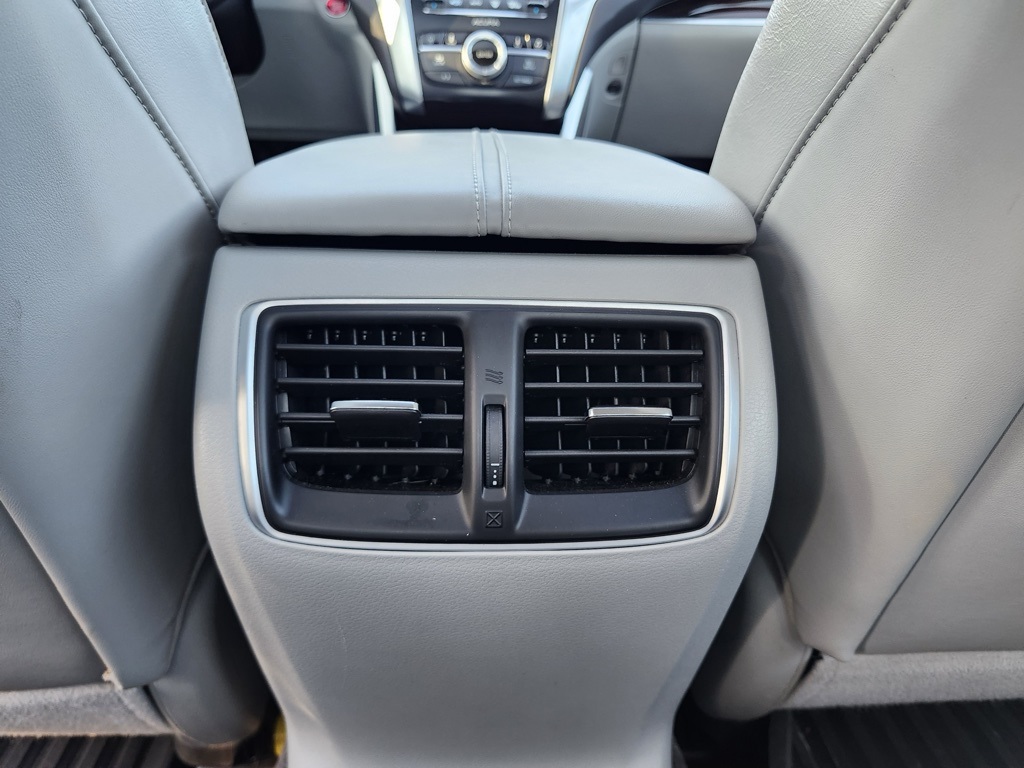 2015 Acura TLX Technology photo 18