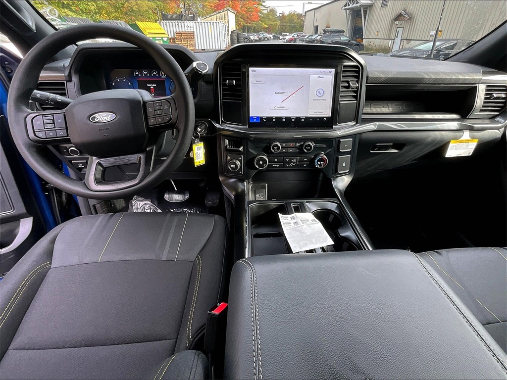 2025 Ford F-150 STX photo 5