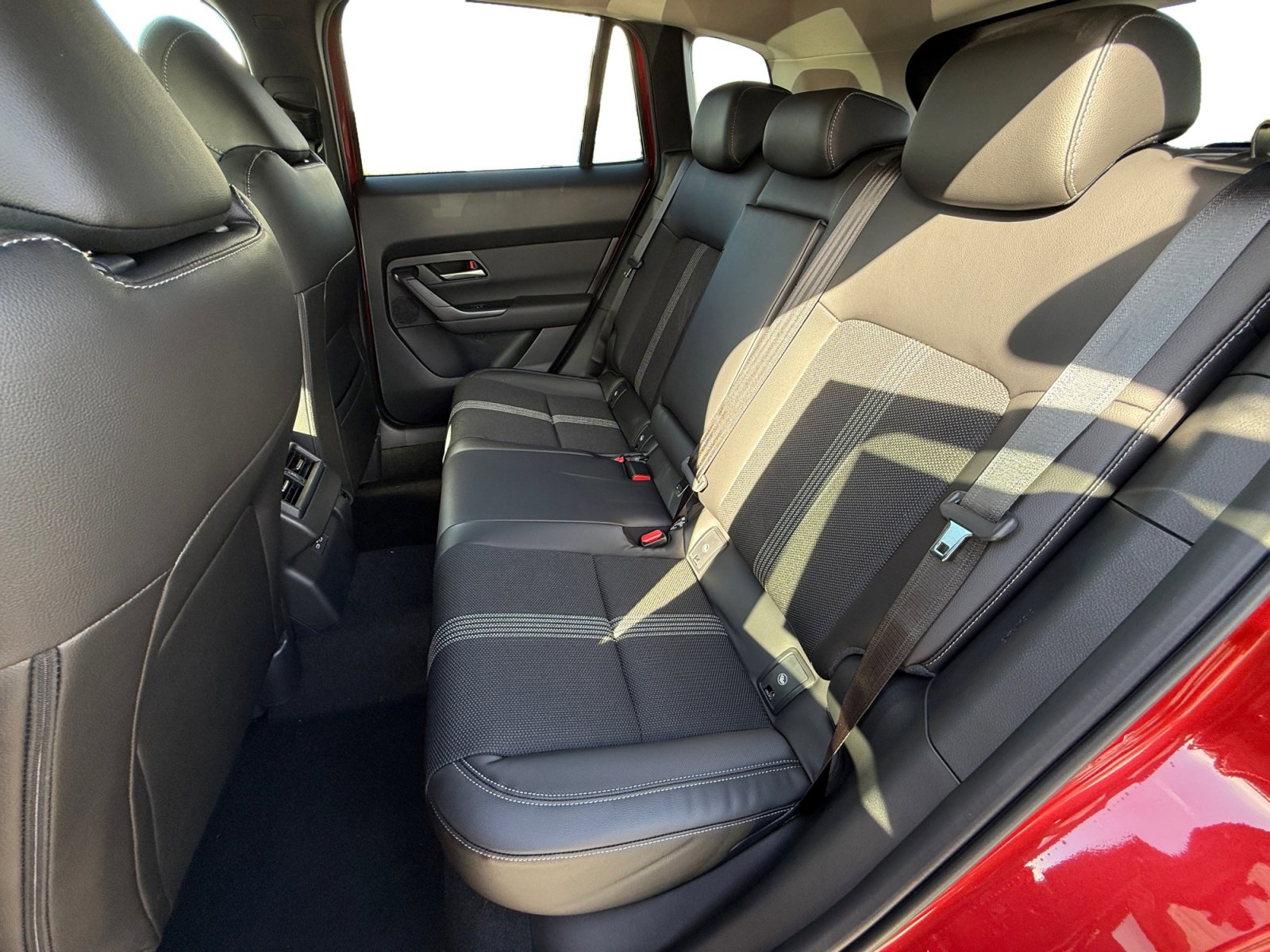 2025 Mazda CX-50 Select photo 16
