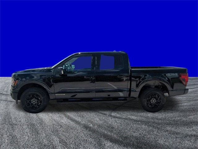 2025 Ford F-150 XLT photo 4