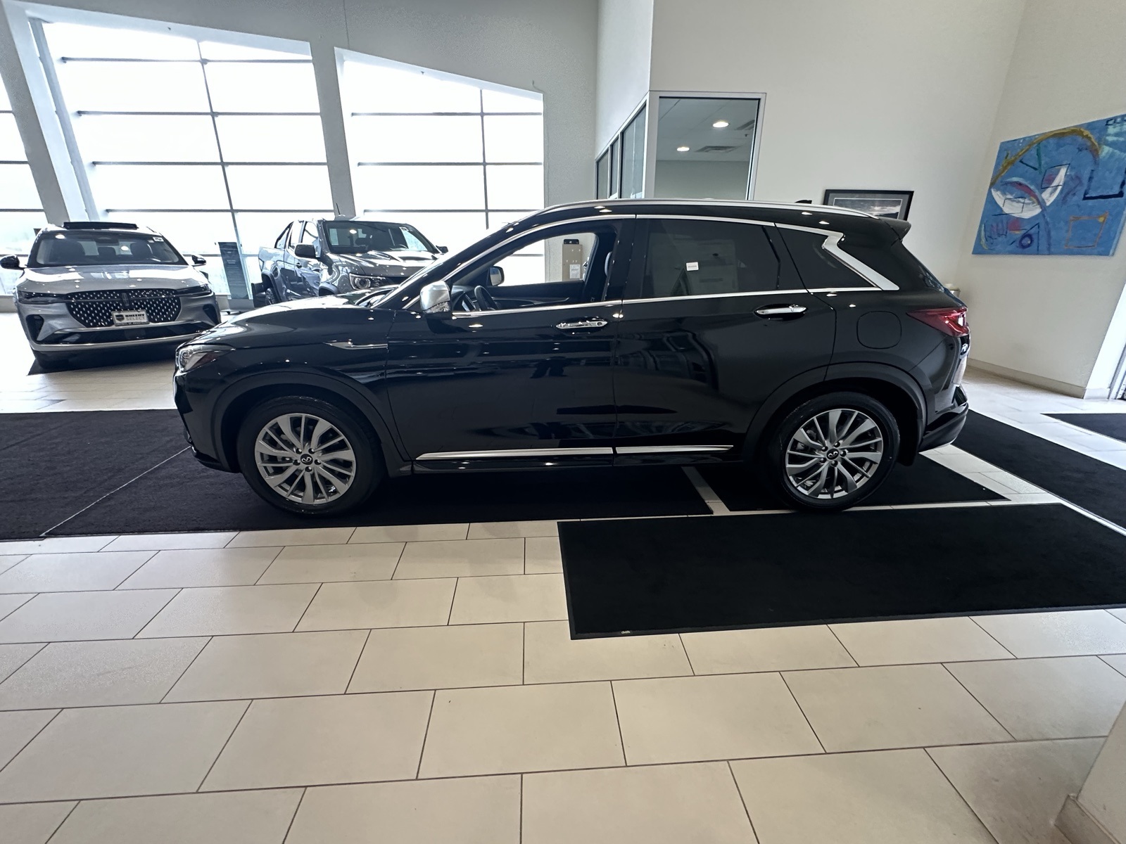 2025 Infiniti QX50 Luxe AWD photo 4