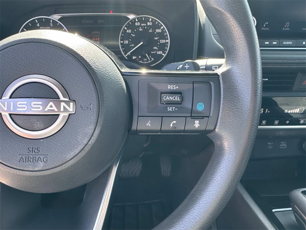 2023 Nissan Rogue SV photo 22
