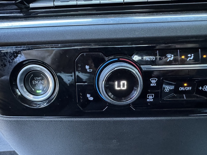 2022 Chevrolet Silverado 1500 LT photo 27