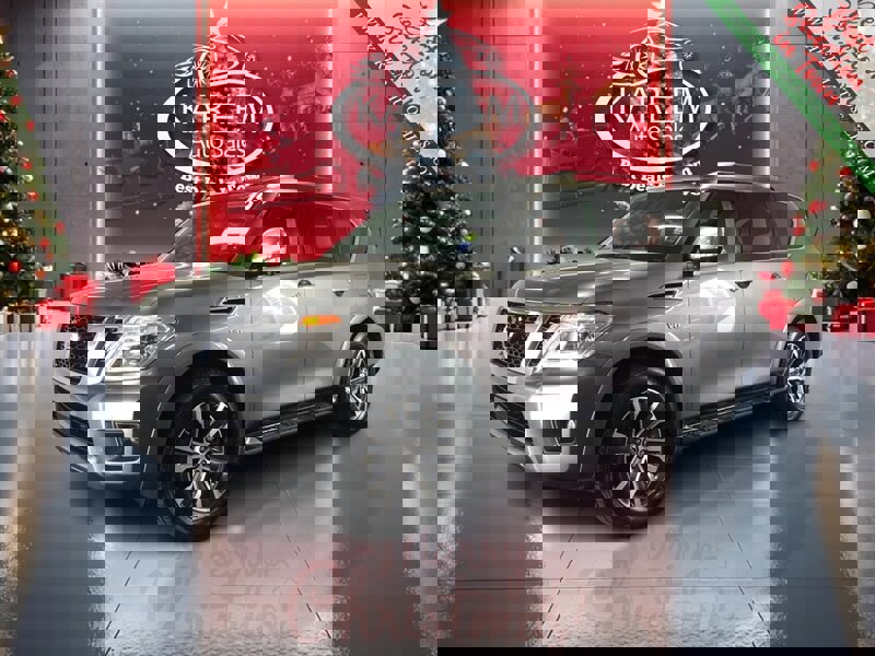 2019 Nissan Armada SL's photo