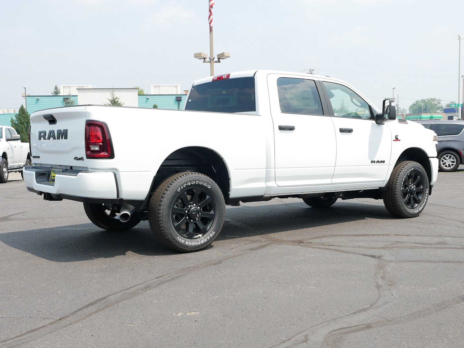 2025 Ram 2500 Big Horn photo 4