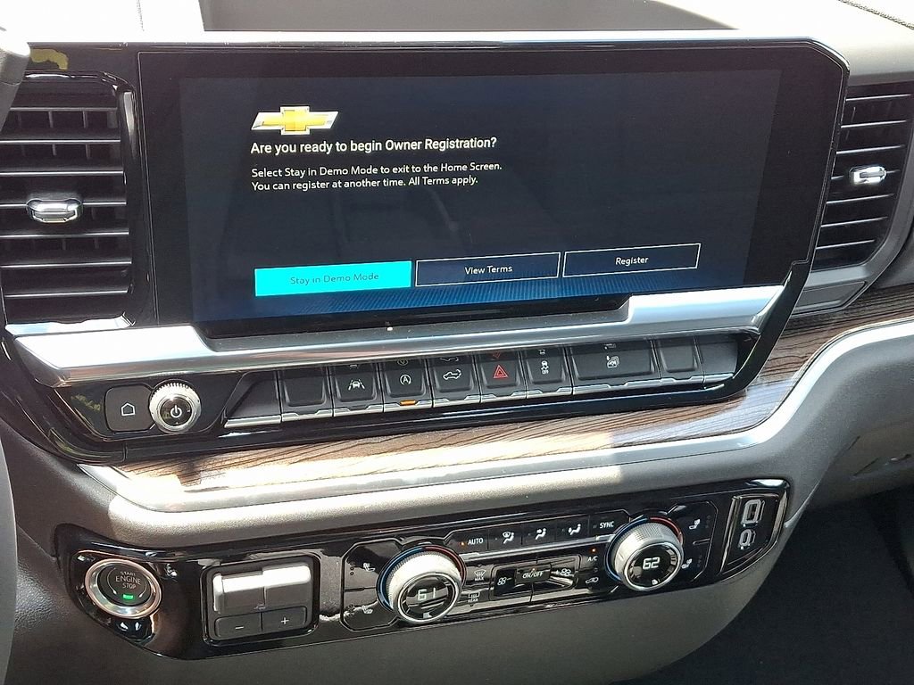 2025 Chevrolet Silverado 1500 LT photo 6