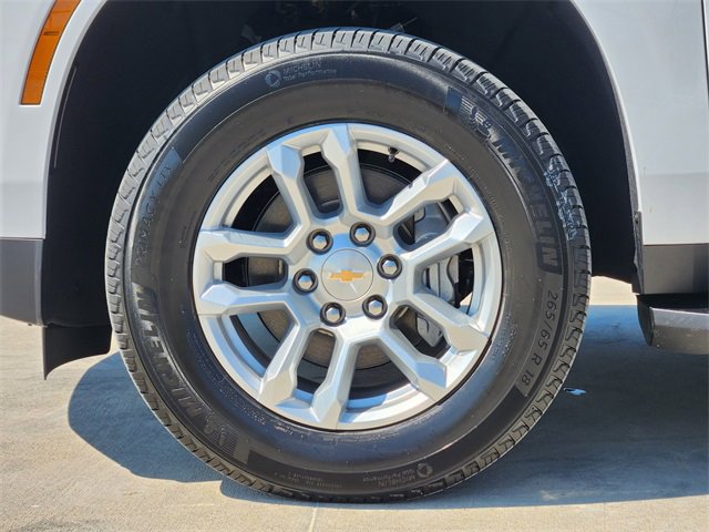 2026 Chevrolet Tahoe LS photo 8