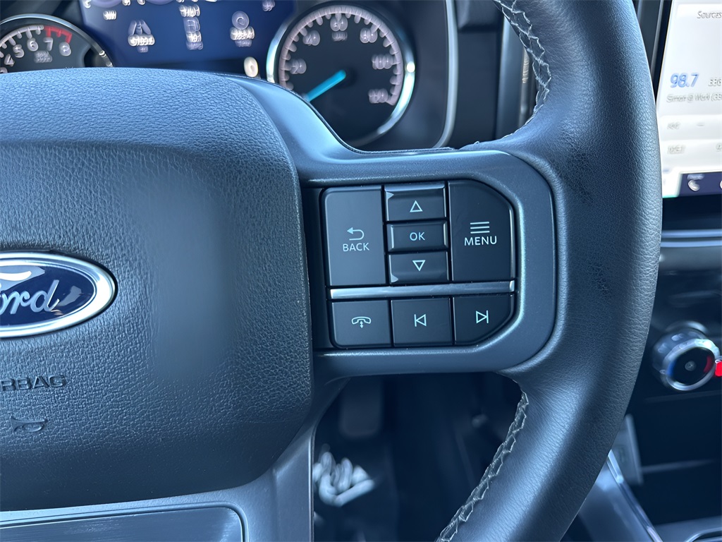 2023 Ford F-150 XLT photo 24