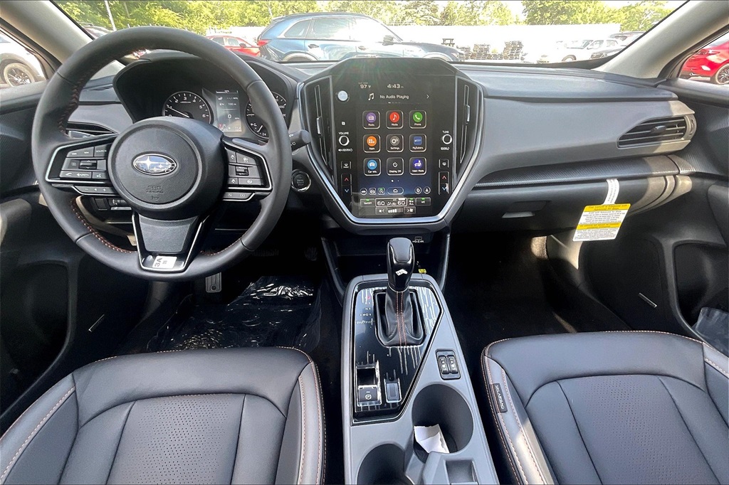 2025 Subaru Crosstrek Limited photo 3