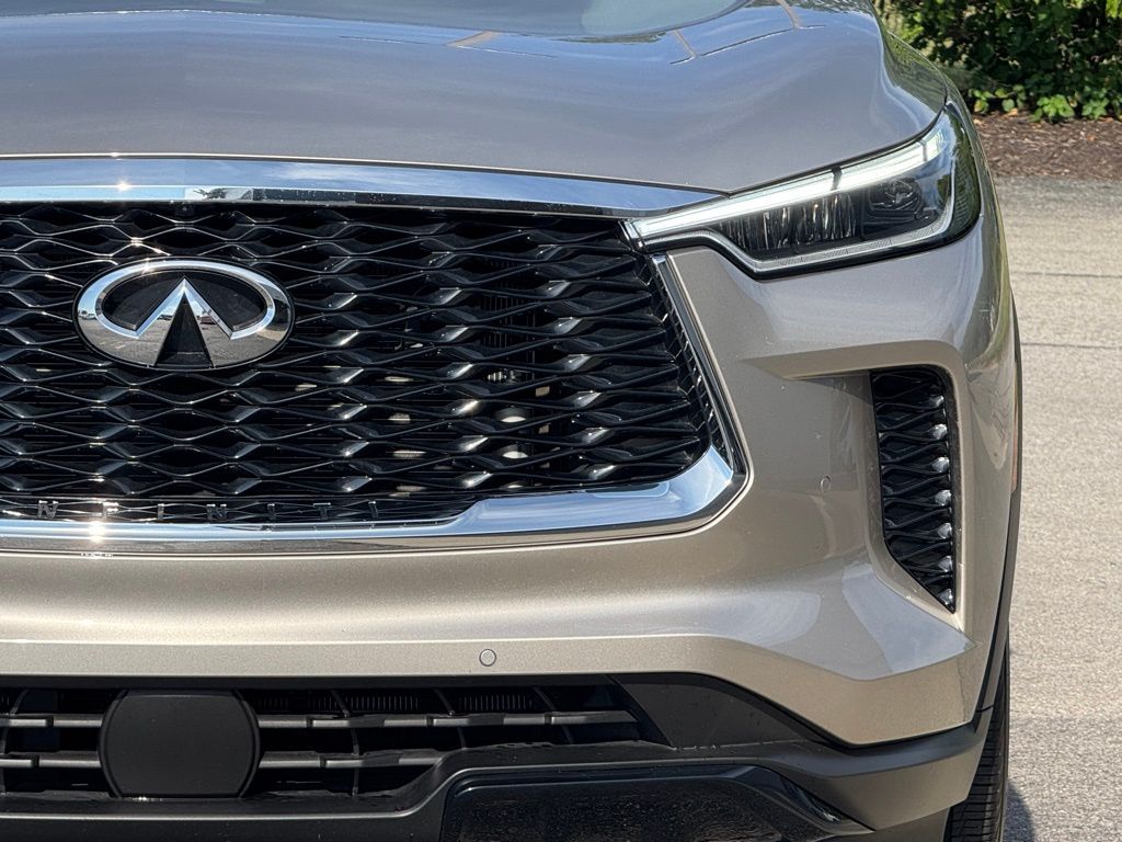 2024 Infiniti QX60 Luxe AWD photo 5