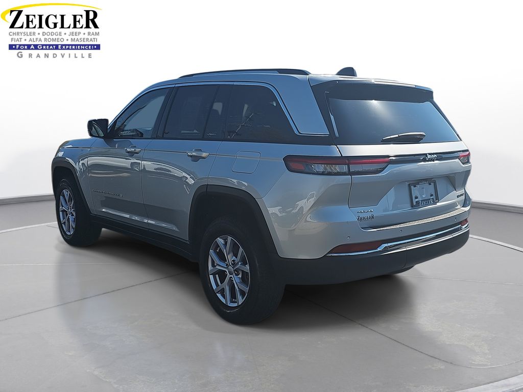 2022 Jeep Grand Cherokee Limited photo 4