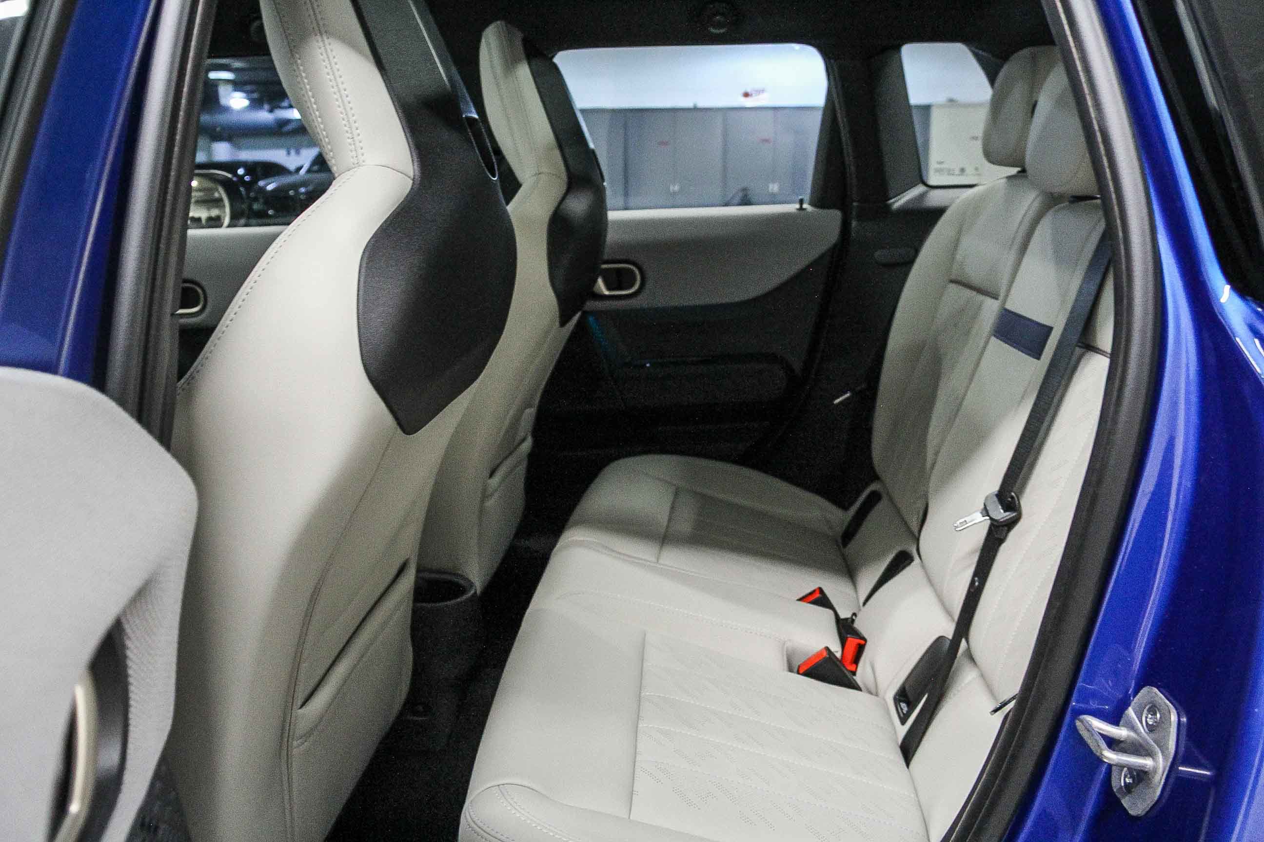 2026 Mini Cooper Hardtop S 4 Door Iconic photo 17