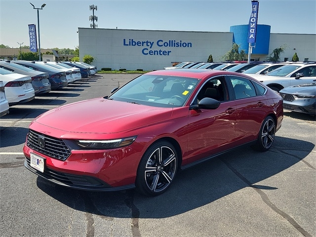 2024 Honda Accord Hybrid Sport photo 2