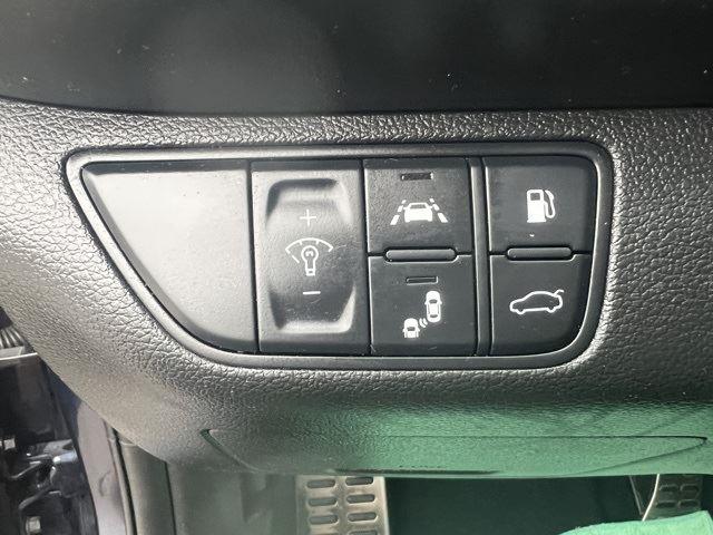 2019 Genesis G70 3.3T Advanced photo 11