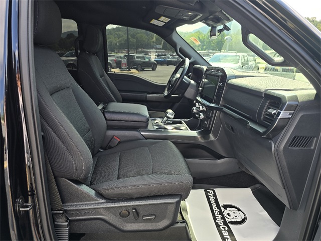2022 Ford F-150 XLT photo 13