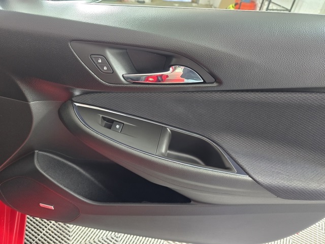 2018 Chevrolet Cruze LT photo 3