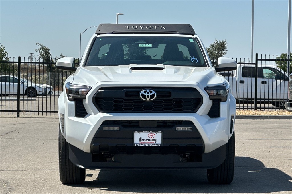 2025 Toyota Tacoma TRD Sport 4x4 Double Cab photo 8