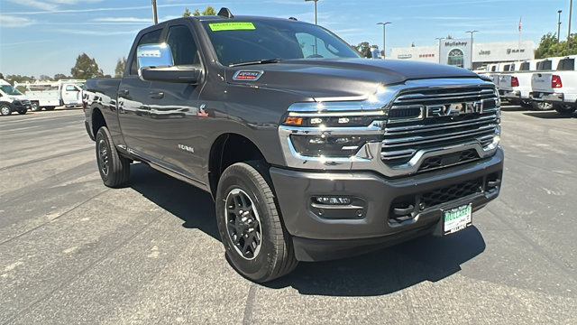 2025 RAM Ram 2500 Pickup Laramie's photo