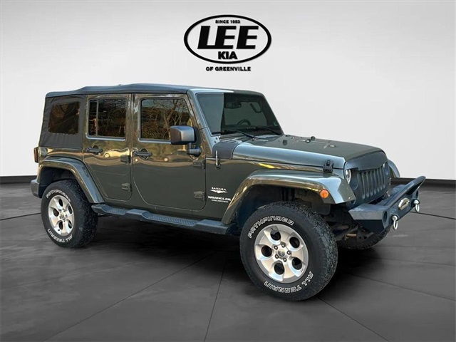 2015 Jeep Wrangler Unlimited Sahara's photo