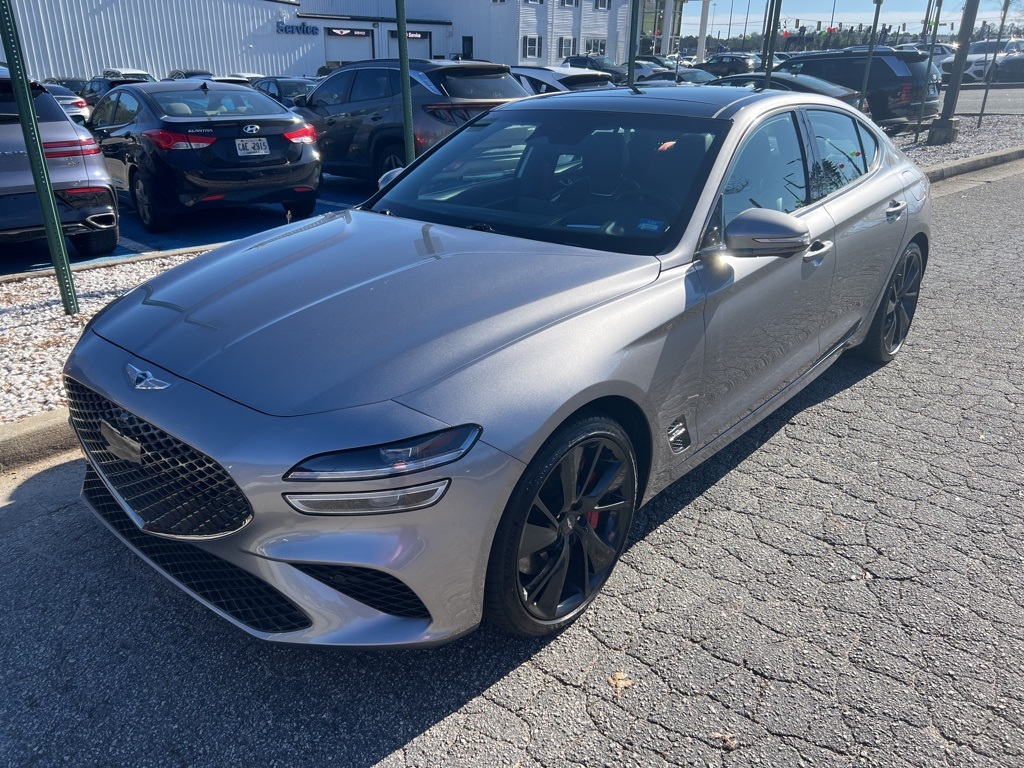 2023 GENESIS G70 Standard's photo