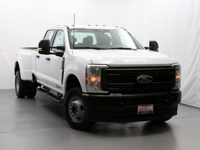 2025 Ford Super Duty F-350® XL