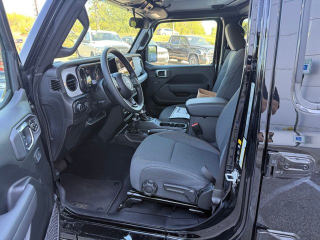 2025 Jeep Gladiator Sport photo 7