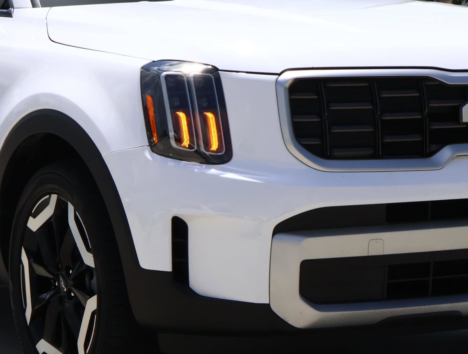 2024 Kia Telluride S photo 7