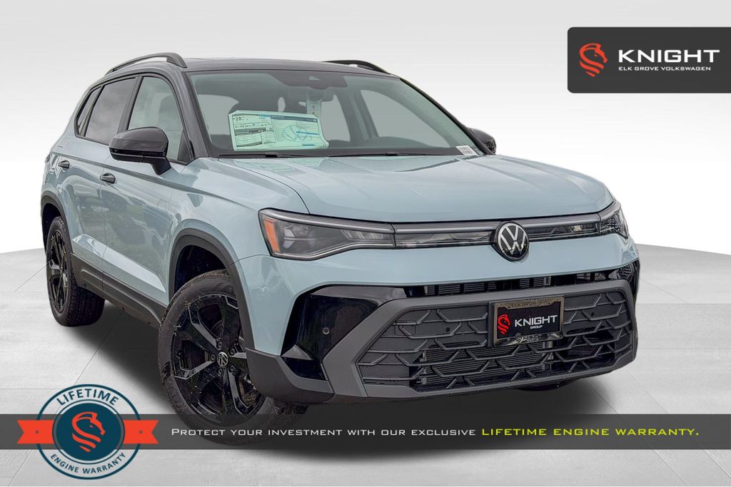 2026 Volkswagen Taos SE Black's photo