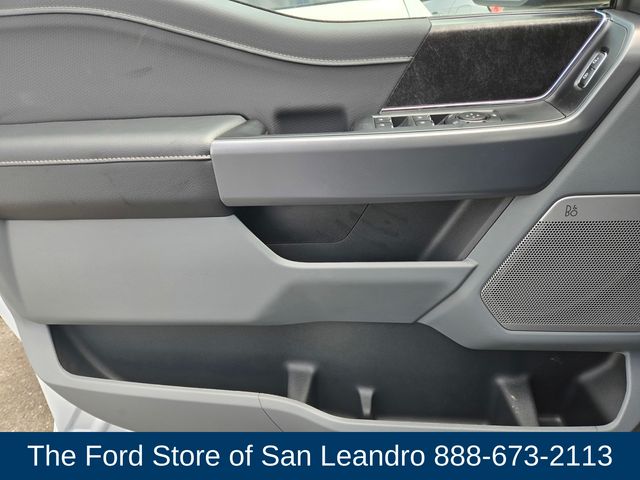 2025 Ford F-150 Lightning photo 18