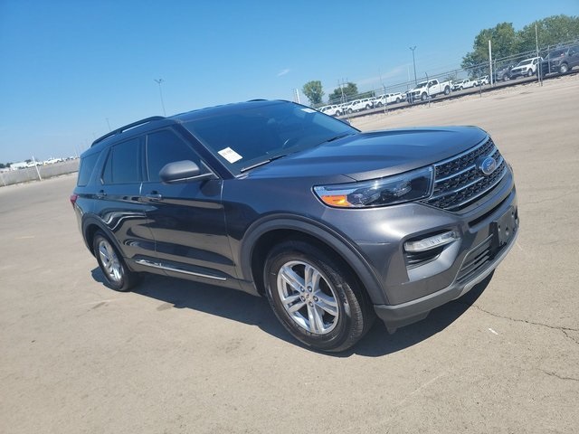 2020 Ford Explorer XLT photo 2
