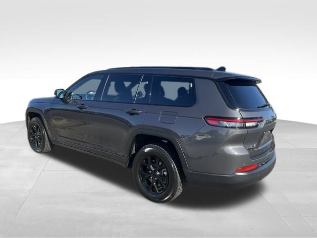 2025 Jeep Grand Cherokee Altitude X photo 3