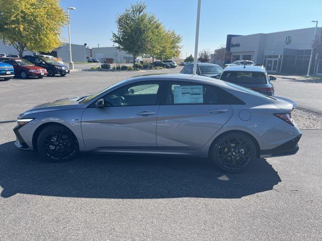 2025 Hyundai Elantra N Line photo 2