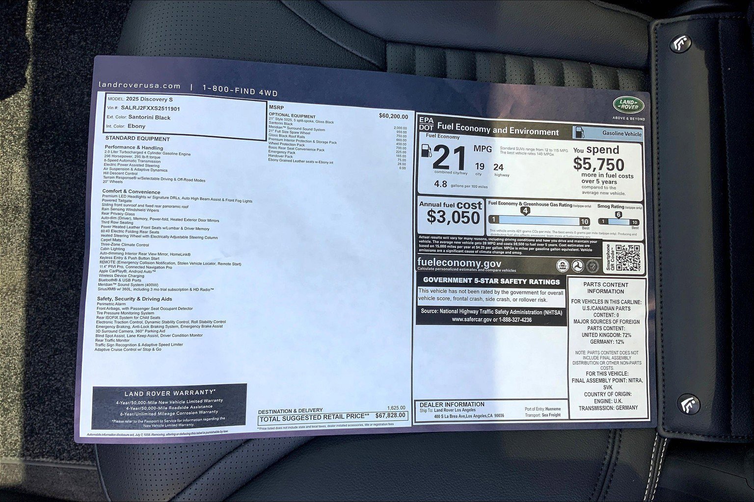 2025 Land Rover Discovery S photo 10