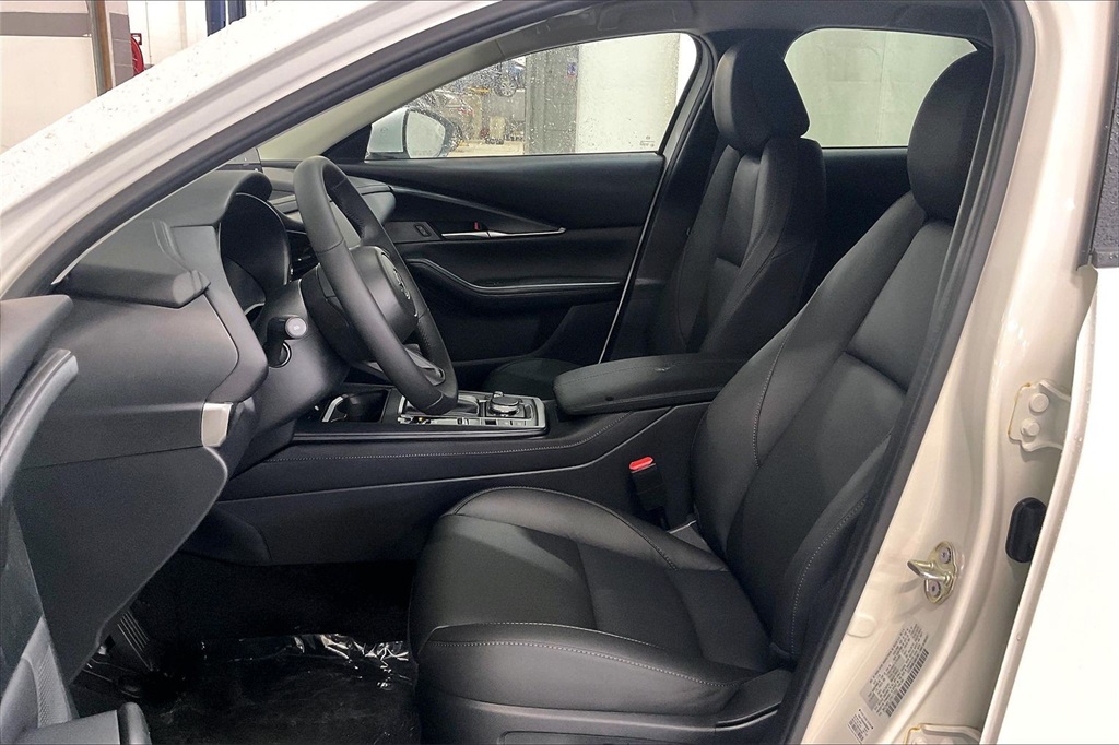 2026 MAZDA CX-30 - Image 8
