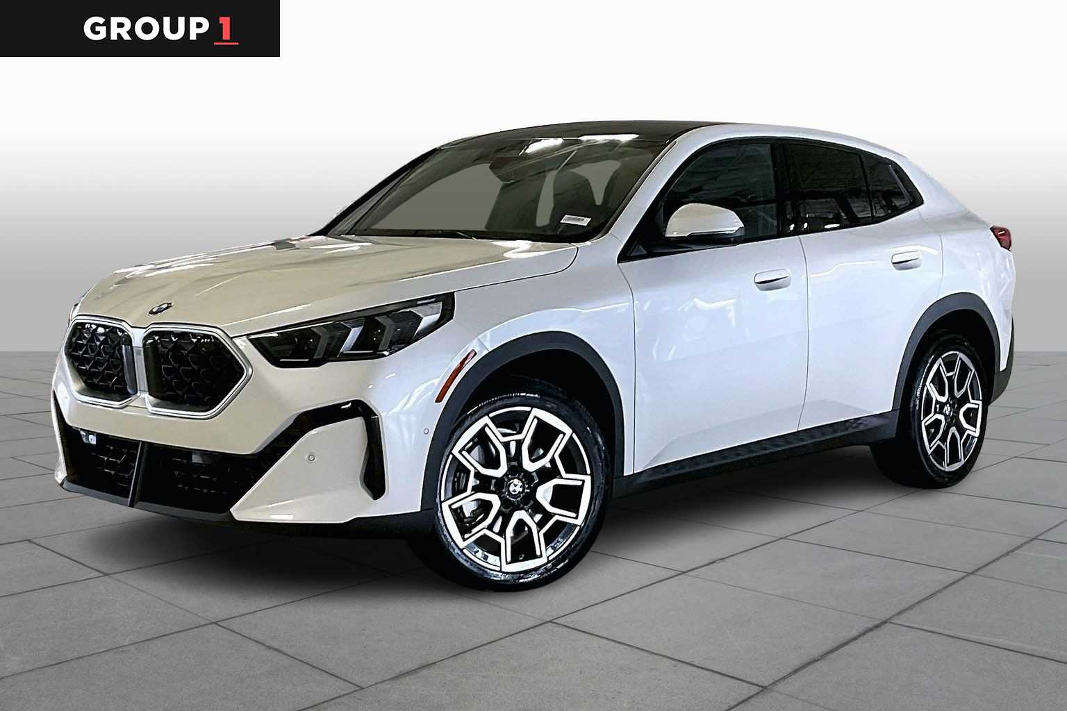 2026 BMW X2 28i's photo