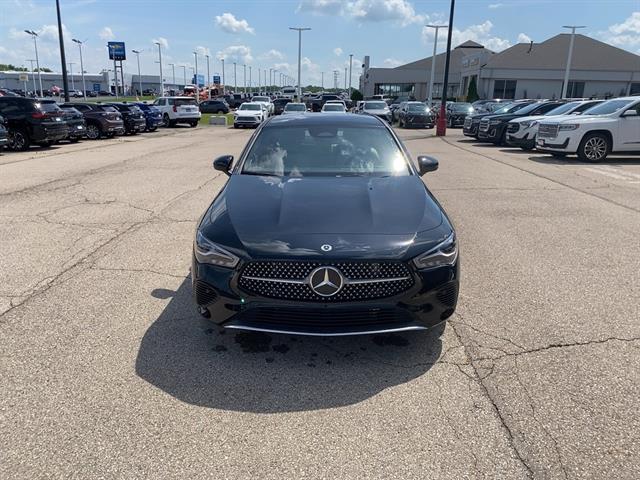 2025 Mercedes Benz CLA 250 4MATIC photo 2
