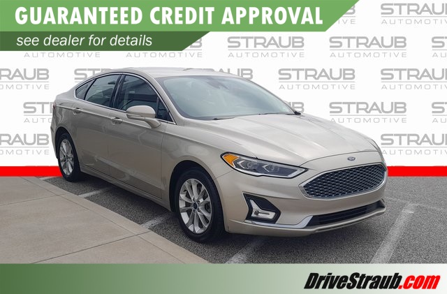 2019 Ford Fusion Energi Titanium's photo