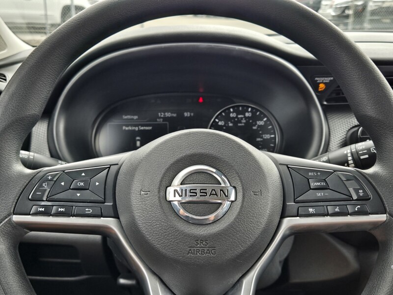 2021 Nissan Kicks SV photo 22