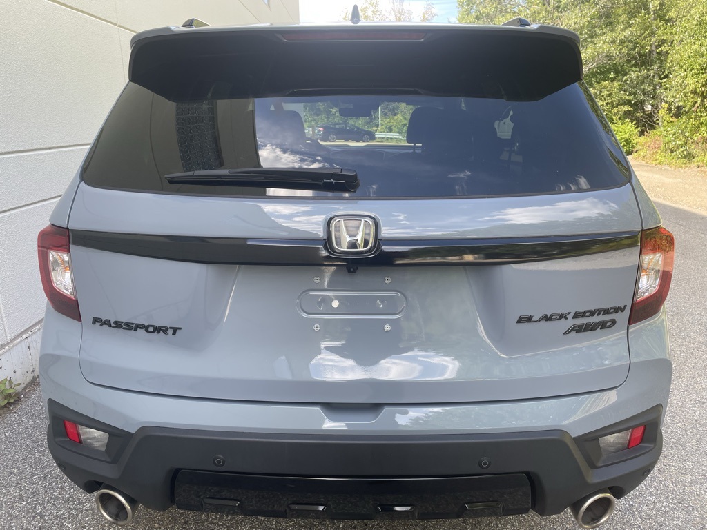 2025 Honda Passport Black Edition photo 4