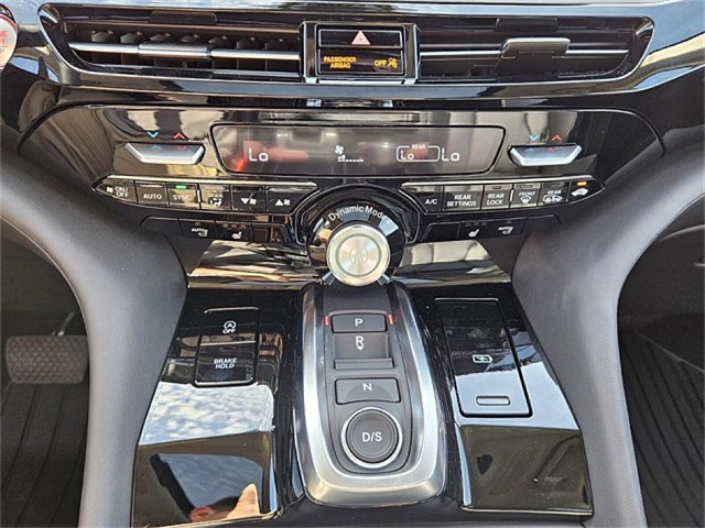2025 Acura MDX Technology SH-AWD photo 9