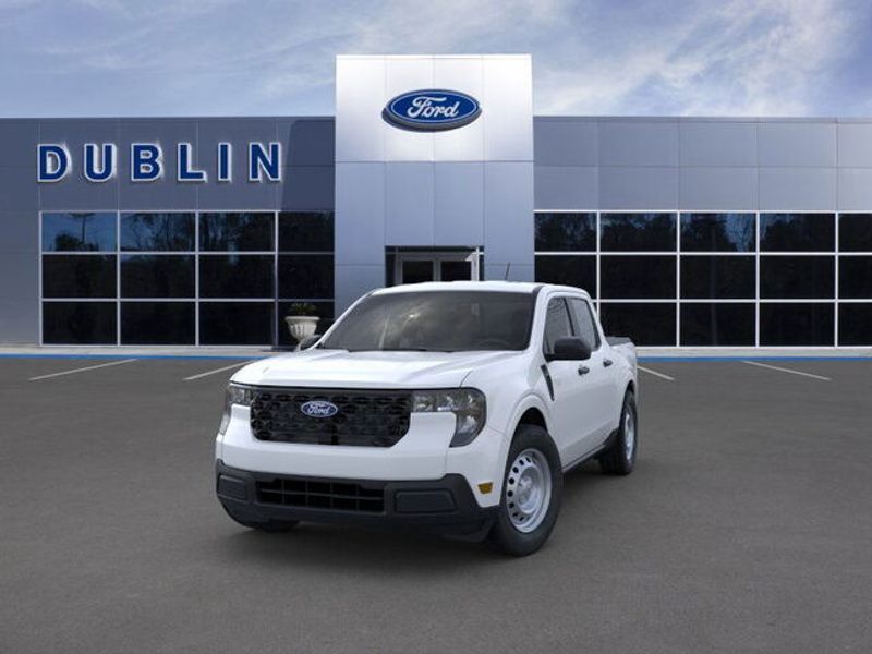 2025 Ford Maverick XL photo 2