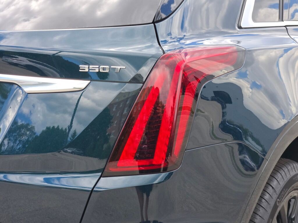 2025 Cadillac XT5 Luxury photo 12