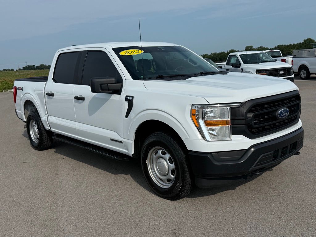 2022 Ford F-150 XL photo 2