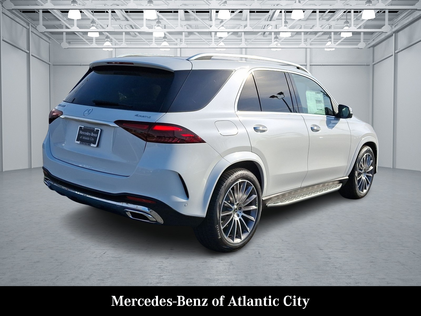 2025 Mercedes Benz GLE 350 4MATIC photo 4