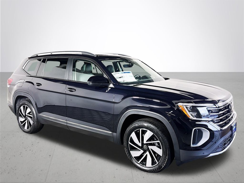 2025 Volkswagen Atlas SEL photo 4